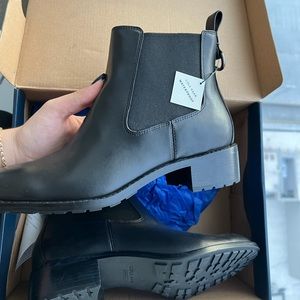 BRAND NEW Size 7 Cole Haan Waterproof Newburg Bootie Black - Never been worn